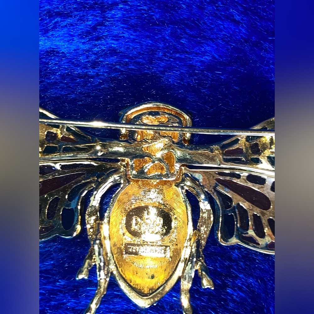 A RARE Joan Rivers Cicada  Colorful Insect Brooch - Picture 4 of 9